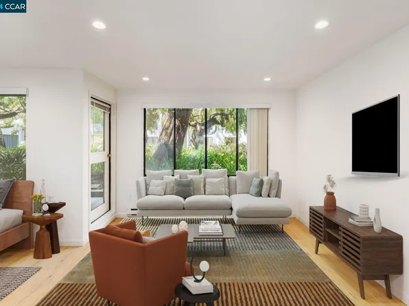 5 Admiral Dr #F207, Emeryville, CA 94608