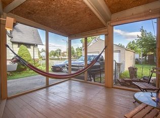 15 Pleasant St, Chicopee, MA 01013