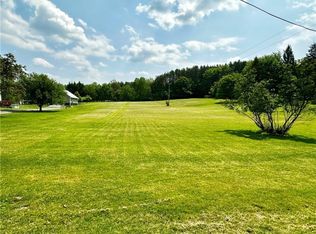 1308 Grover Rd, East Aurora, NY 14052