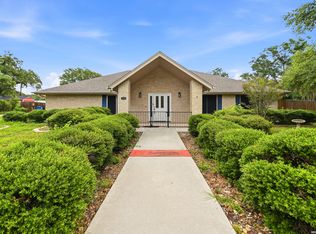 1320 CONTINENTAL DR, Pleasanton, TX 78064