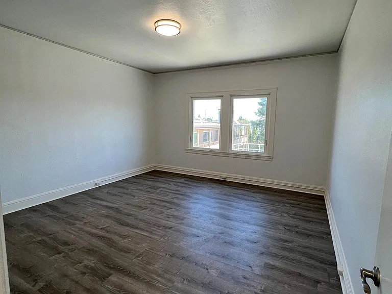 20 Highland Ave #10 — Photo 3