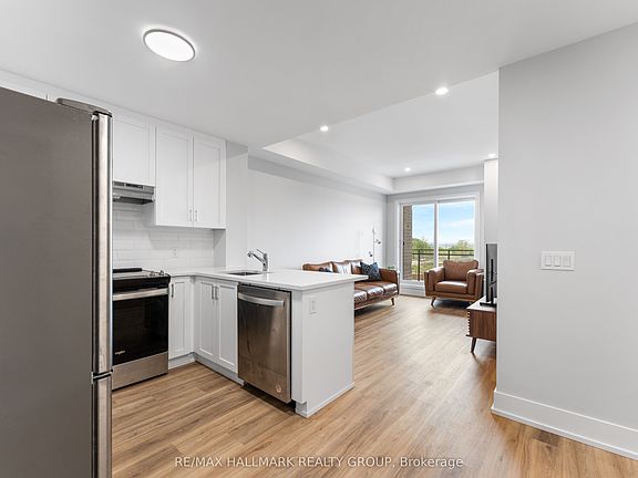 3rd image of 1350 Hemlock Rd #411