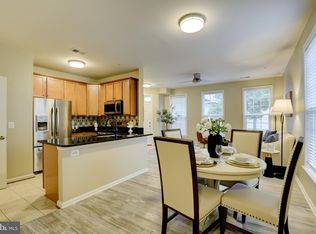 19438 Newton Pass Sq, Leesburg, VA 20176