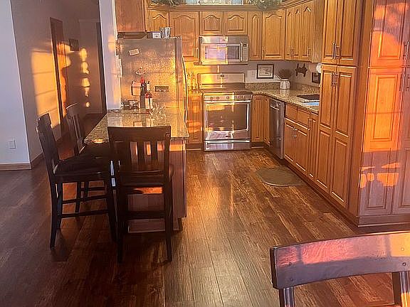 5th image of 5588 Lakeview Dr