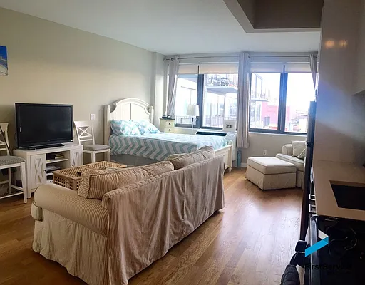 Rented by FirstService Realty (legacy) | media 17