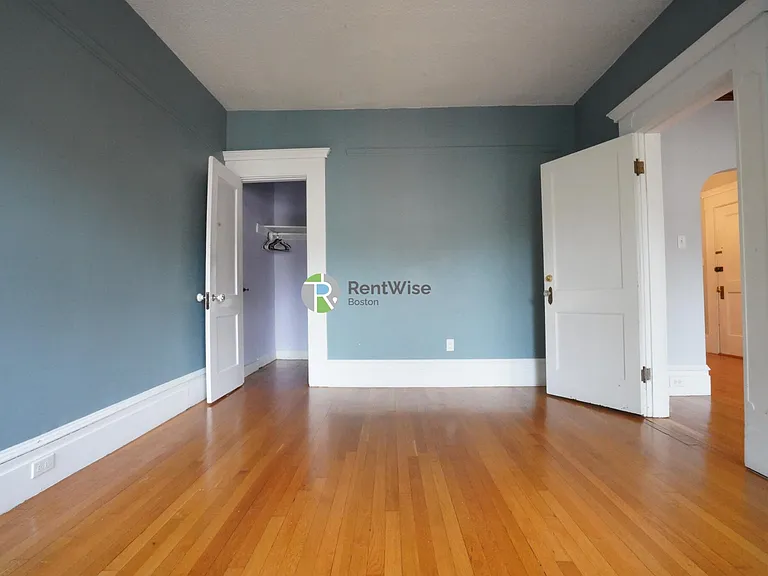 94 Naples Rd #5 — Photo 16