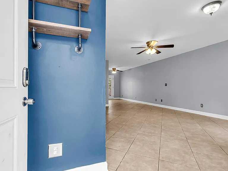 206 Pine Shadow Dr — Photo 6