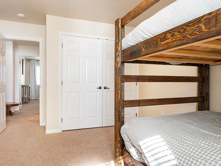 24 Mangum Cir #4 — Photo 17