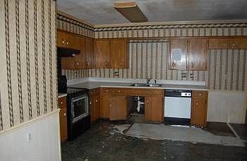 2nd image of 708 E Alexander St