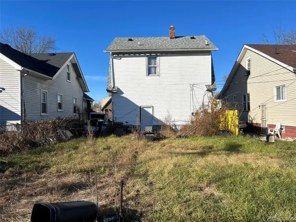 14856 Santa Rosa Dr, Detroit, MI 48238