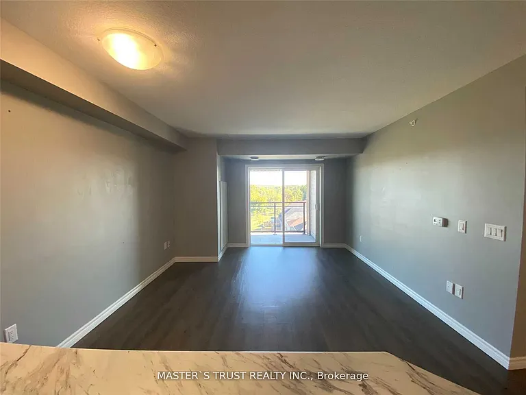 7 Kay Cres #606 — Photo 11