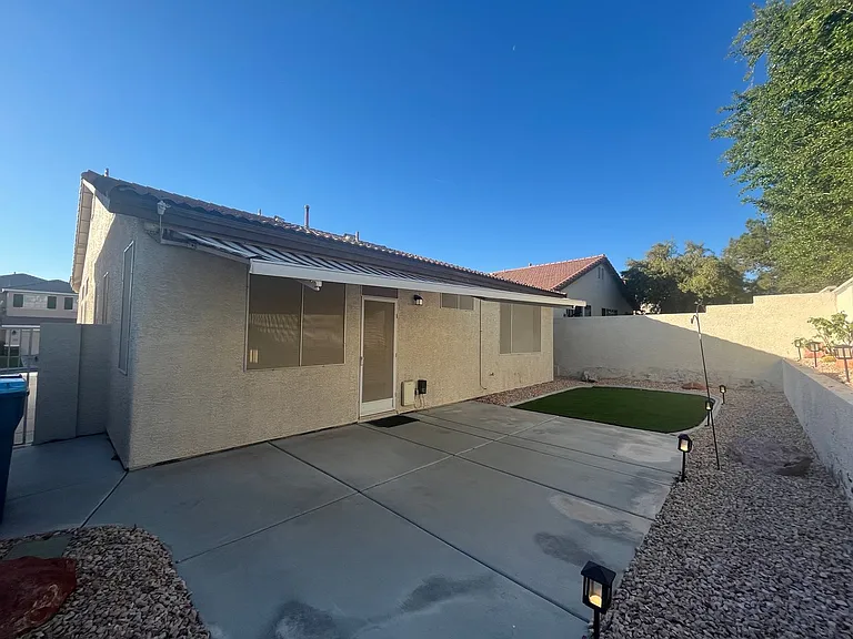 3437 Sun Rhythm St — Photo 46