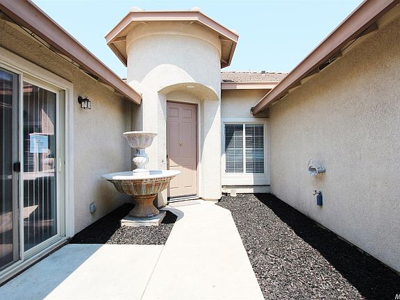3rd image of 10120 Brenna Way