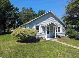 409 Alice St, East Tawas, MI 48730