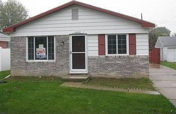 1st image of 25897 Maywood St