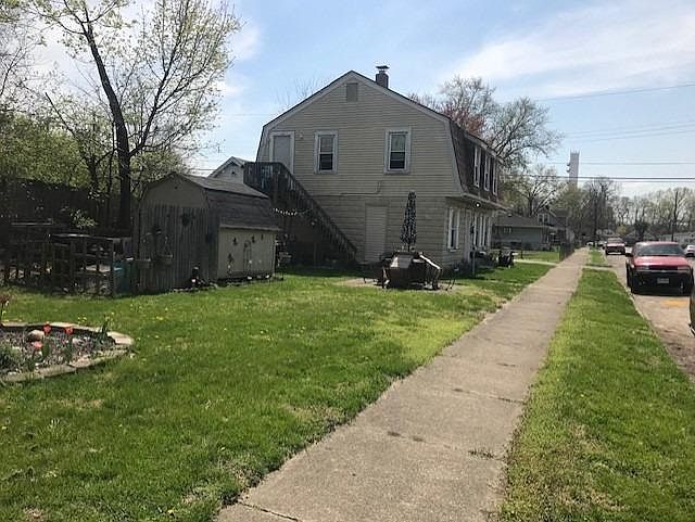 2nd image of 2109 Finley St