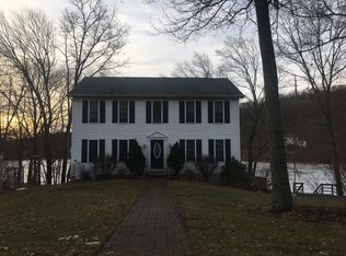 111 Coplay Pl, Mountain Top, PA 18707