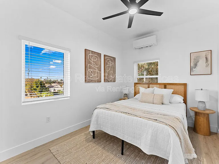 6730 Mohawk St #5 — Photo 7