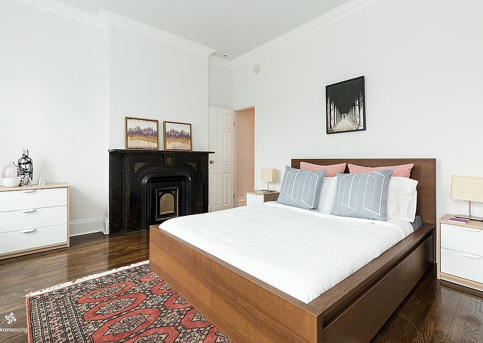 1st image of 302 Varick St