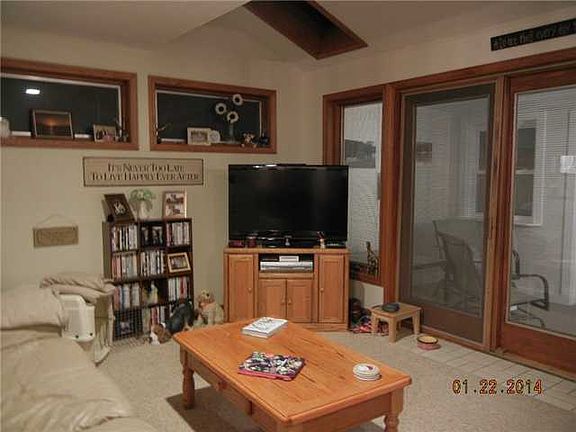 5th image of 6044 Calm Lake Dr