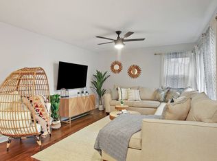 1104 Elizabeth St #ID1366966P, West Chicago, IL 60185