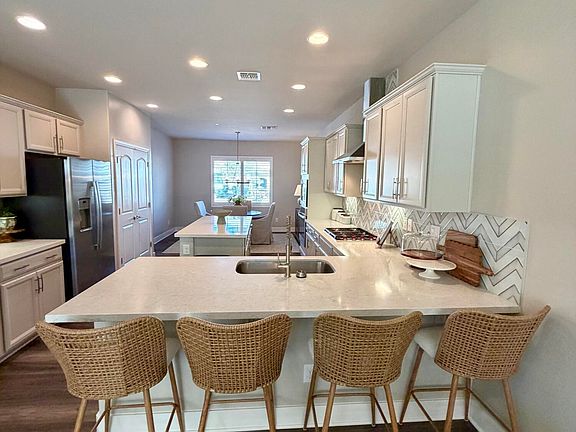2nd image of 14200 W VILLAGE Parkway #2130