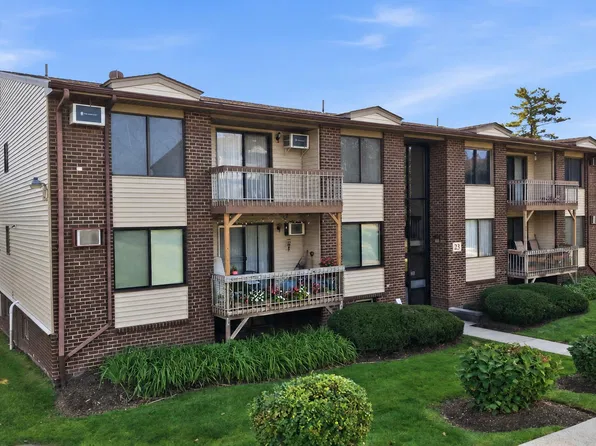 239 Country Club Lane, Pomona, NY 10970