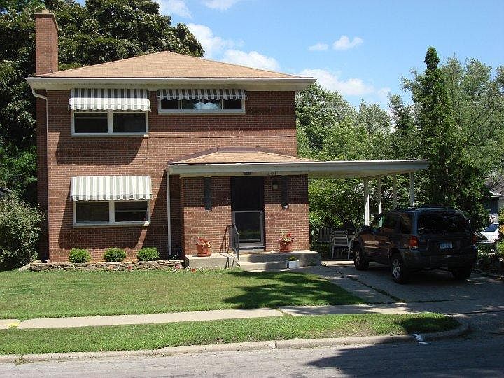 1st image of 301 Montgomery Ave