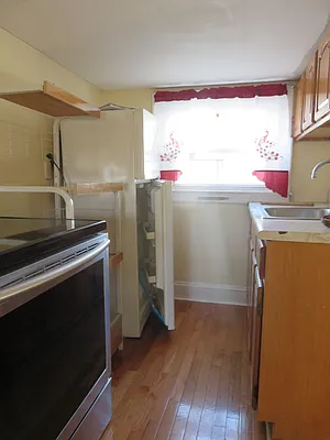 Rented by Space Real Estate | media 13
