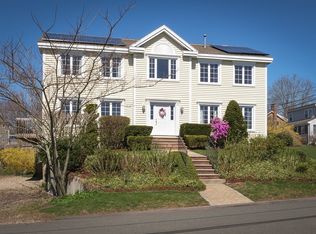 1 Sunset Rd, Nahant, MA 01908
