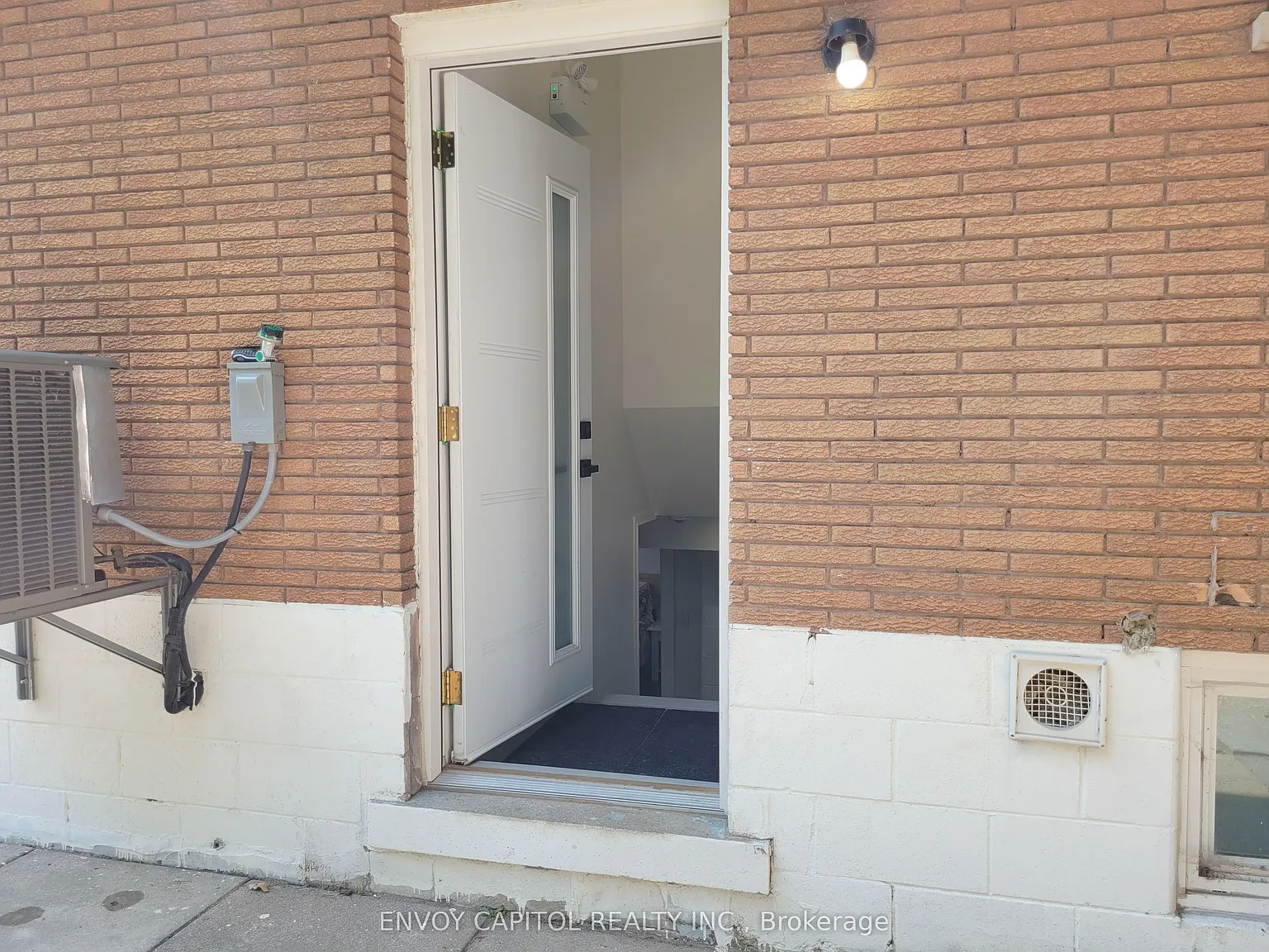 2 bed, $2,600 — Photo 3