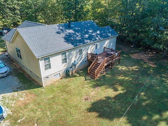 4th image of 618 Tanglewood Dr
