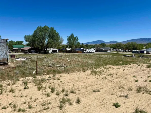 807 W Saratoga Ave, Saratoga, WY 82331