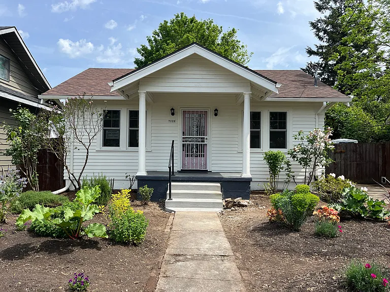 7228 N Villard Ave #A — Photo 2