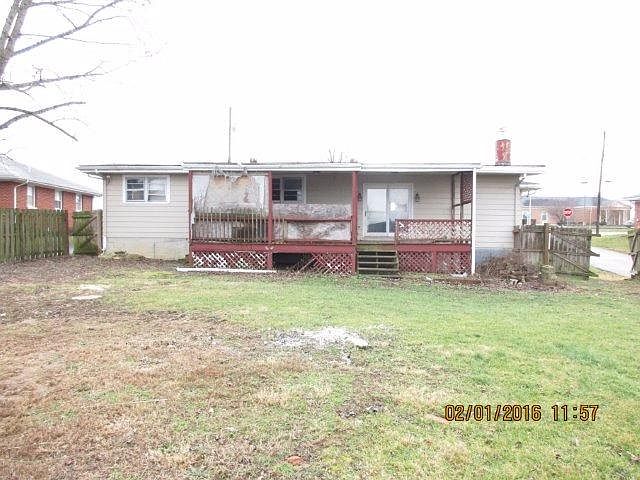 2nd image of 301 Apperson Hts