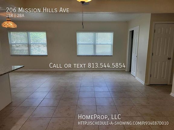 4th image of 206 Mission Hills Ave