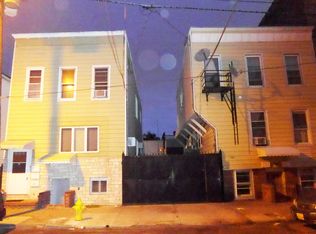 98 Malvern St, Newark, NJ 07105