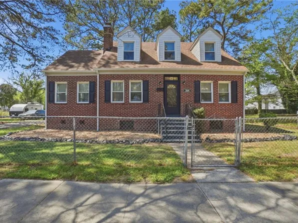 124 Armstrong St, Portsmouth, VA 23704