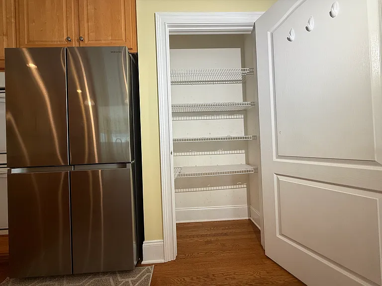 606 Winston Ln — Photo 19