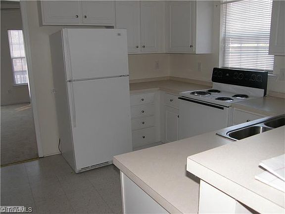 5th image of 106 Drewsbury Dr #A