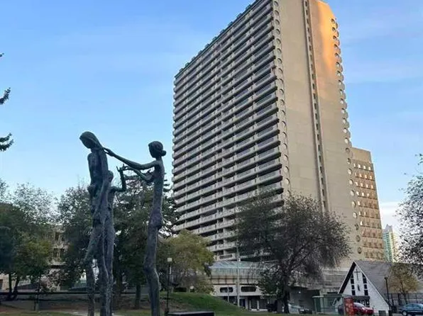 221 N 6th Ave SE #1704, Calgary, AB T2G 4Z9