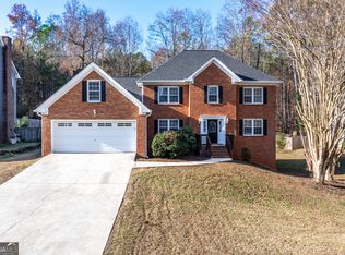 1121 Kelvington Way SW, Lilburn, GA 30047
