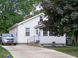 432 Carola St, Creve Coeur, IL