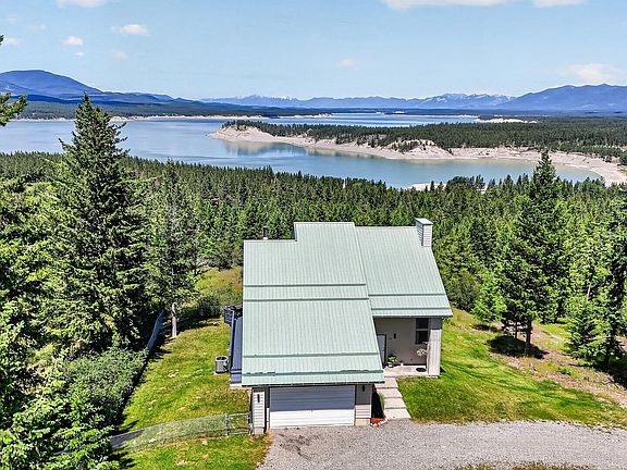 2nd image of 335 Country Ln