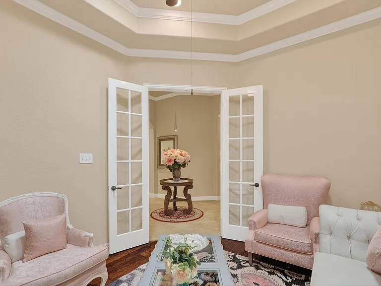 55 S Victoriana Cir — Photo 9