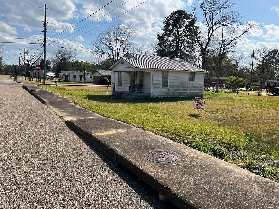 1206 Center Ave, Demopolis, AL 36732 Zillow