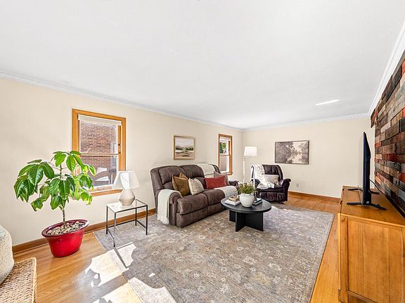 5th image of 2237 Lefeber AVENUE