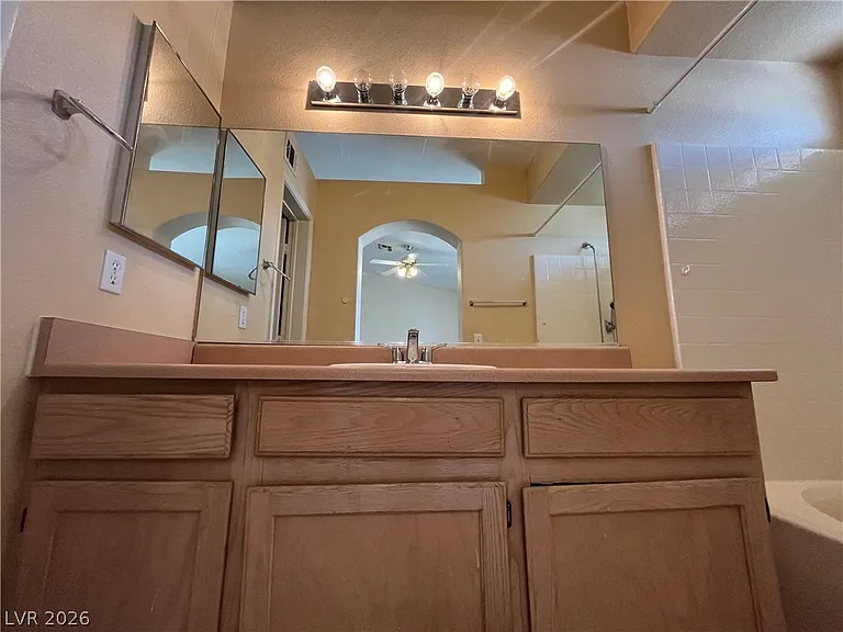 913 Nevada Sky St — Photo 25