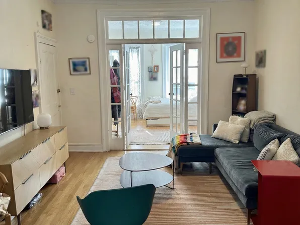 115 President Street image 1 of 6