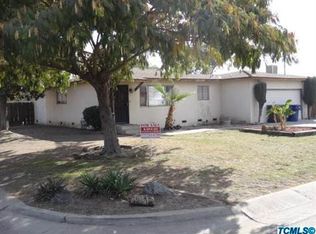 1422 S Spruce St, Tulare, CA 93274